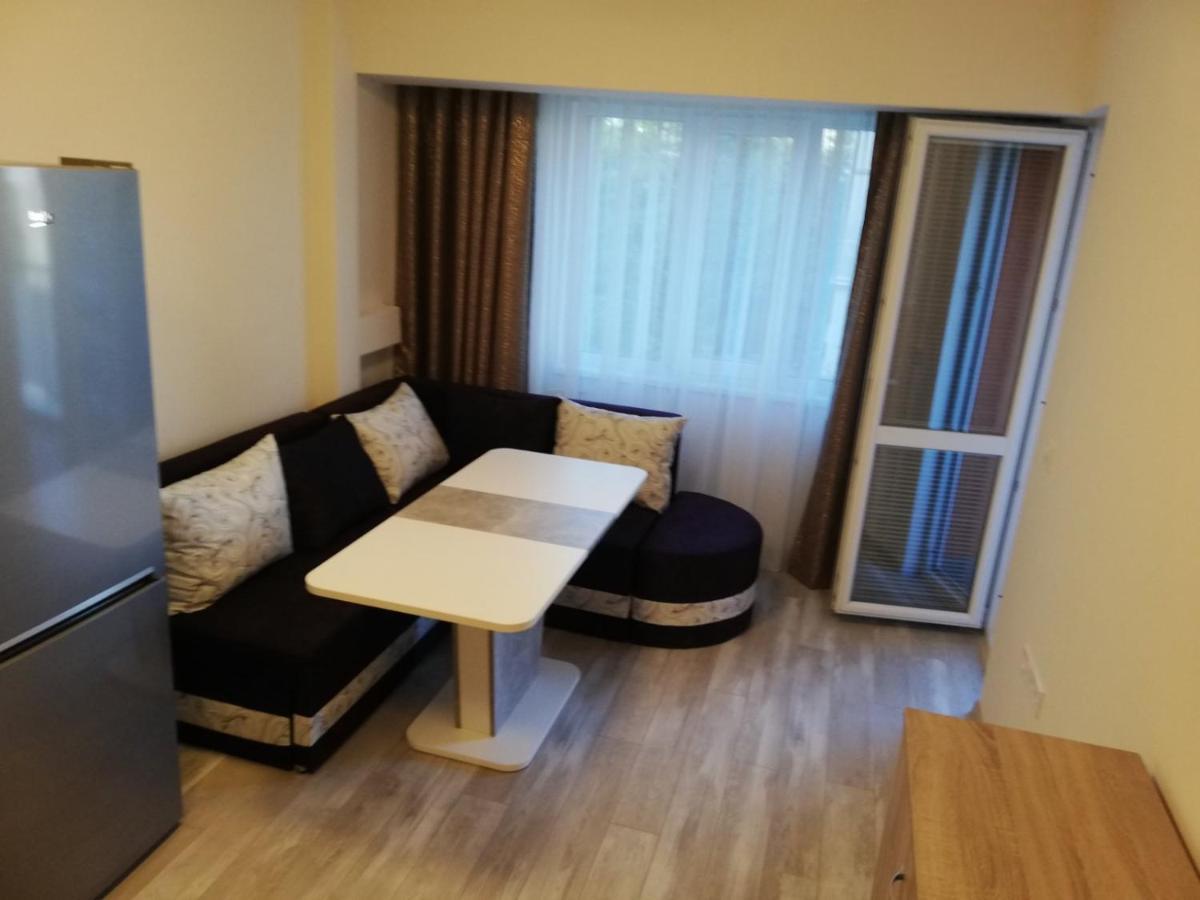 Апартамент За Гости Ниш 1 Veliko Tărnovo Exteriör bild